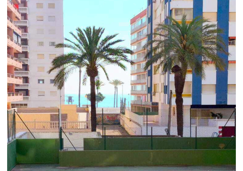Apartament z 2 sypialniami 100 metrów od plaży w Cullera, Walencja